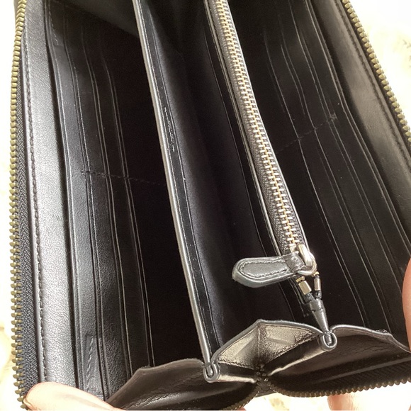 Coach croc look black and silver accordion wallet - Picture 7 of 9